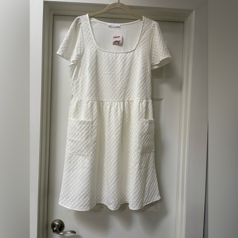 Ces Femme Cream Textured Midi Dress